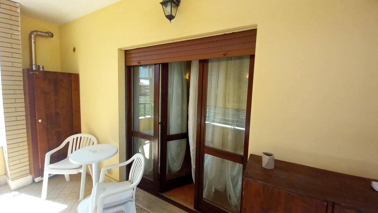 Domus Claudio Apartment Fiumicino Exterior foto