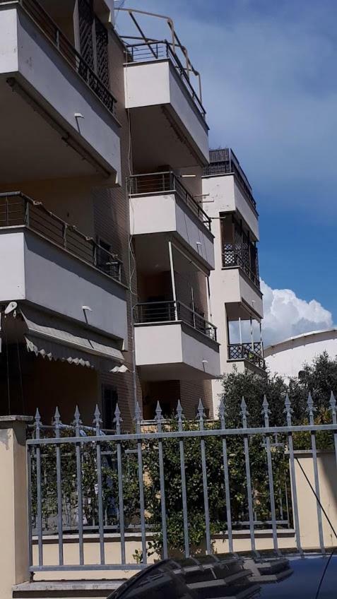 Domus Claudio Apartment Fiumicino Exterior foto